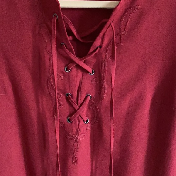 Burgundy Casual Shift Dress - Picture 3 of 3